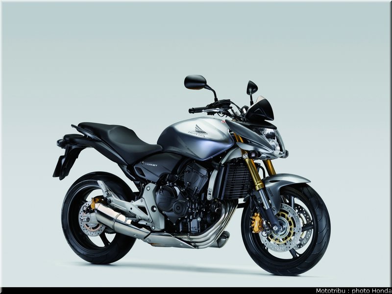 honda_600hornet_2008_016