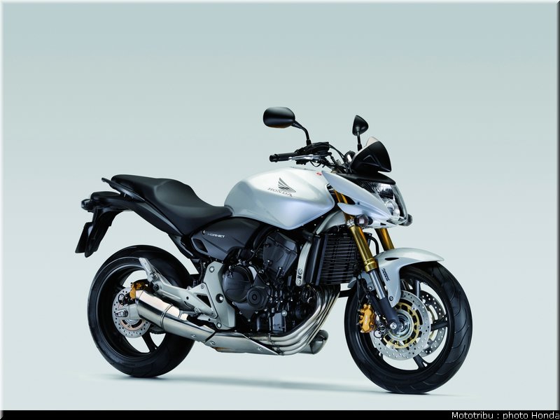 honda_600hornet_2008_018