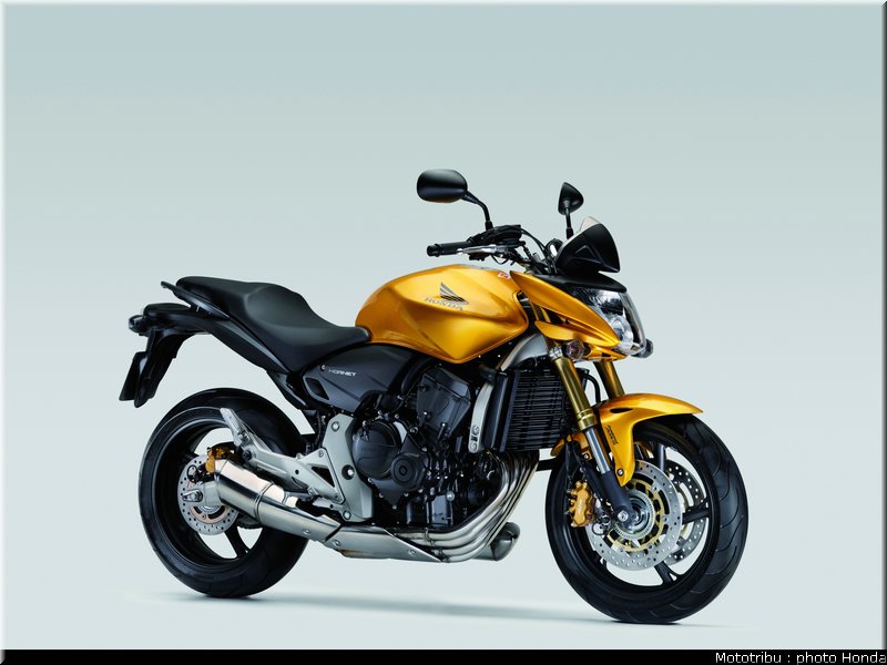 honda_600hornet_2008_020