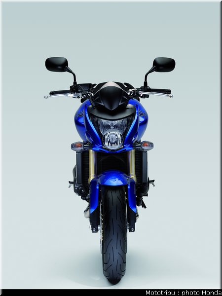 honda_600hornet_2008_033