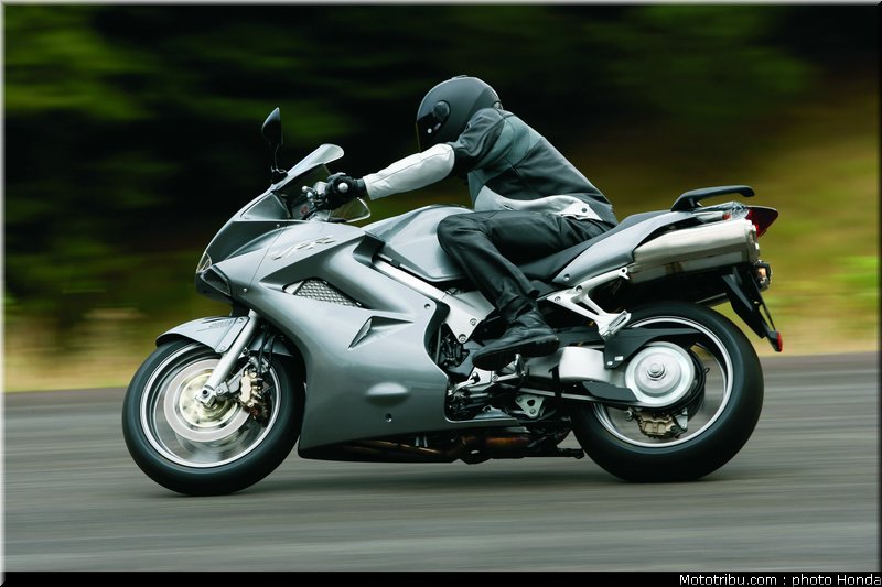 honda_800_vfr_2008_008