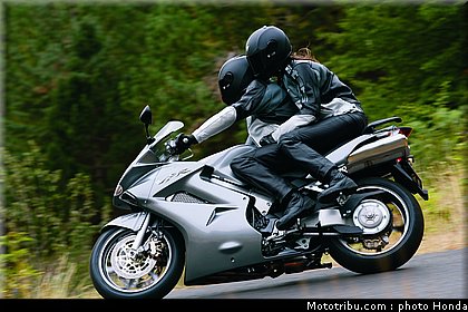 honda_800_vfr_2008_005.jpg