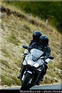 honda_800_vfr_2008_006.jpg