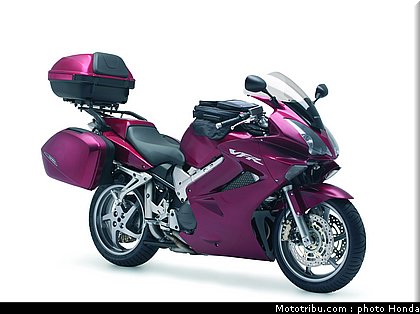 honda_800_vfr_2008_014.jpg
