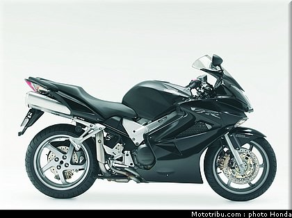 honda_800_vfr_2008_017.jpg