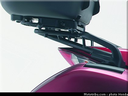 honda_800_vfr_2008_021.jpg