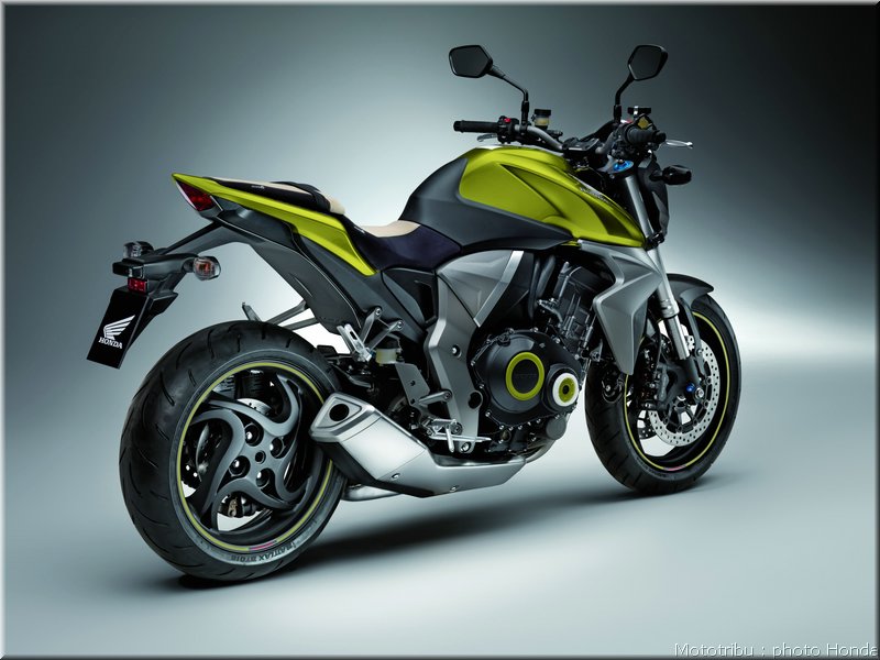 MOTO 