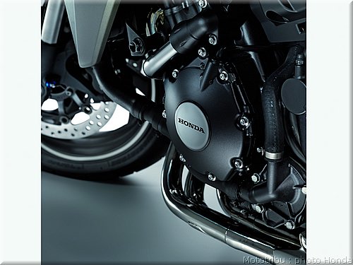 cb1000r_2008_accessoires_18.jpg