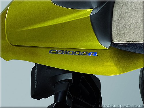 cb1000r_2008_accessoires_29.jpg