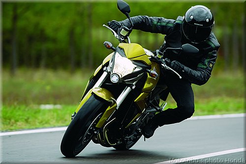 honda_cb1000r_2008_02.jpg