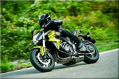 honda_cb1000r_2008_08.jpg