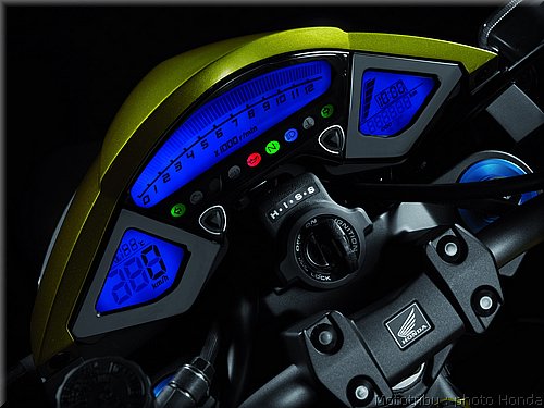 honda_cb1000r_2008_14.jpg