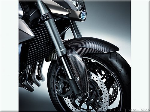 honda_cb1000r_2008_46.jpg