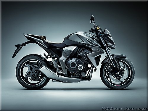honda_cb1000r_2008_64.jpg