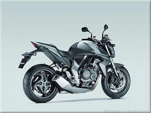 honda_cb1000r_2008_82.jpg