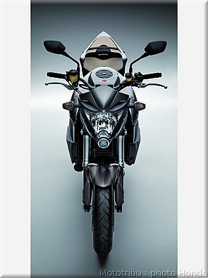 honda_cb1000r_2008_95.jpg