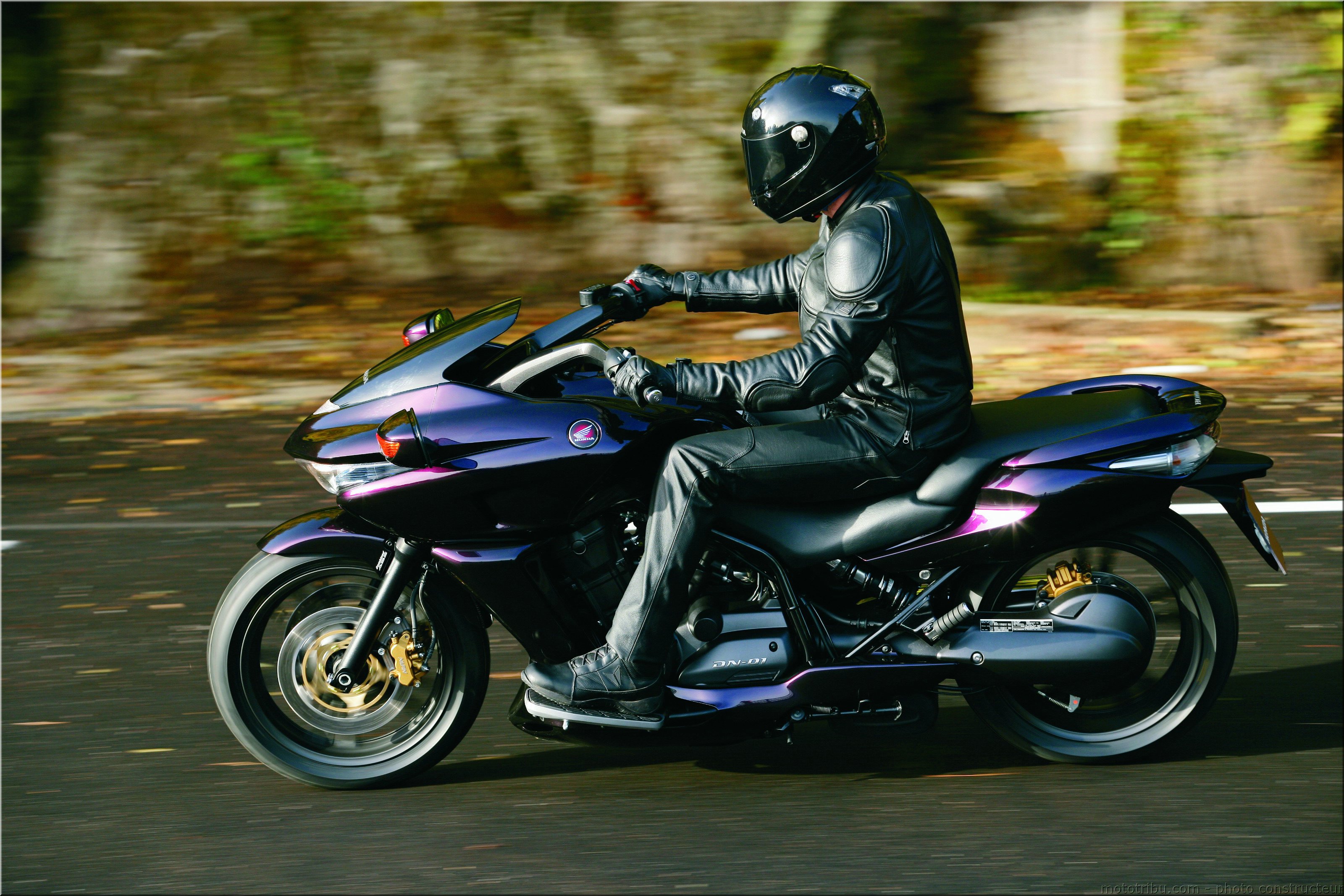 MOTO 