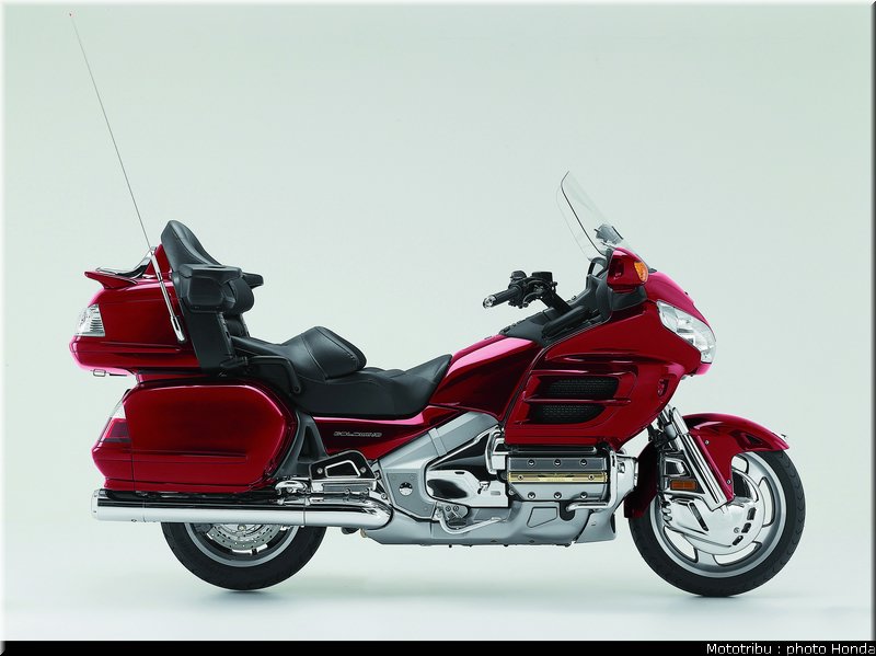 honda_goldwing_2008_019
