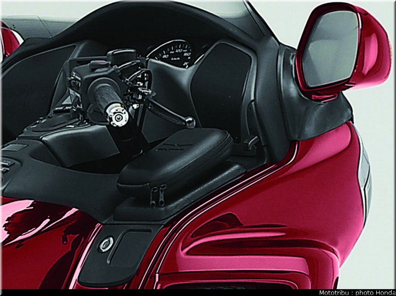 honda_goldwing_2008_038