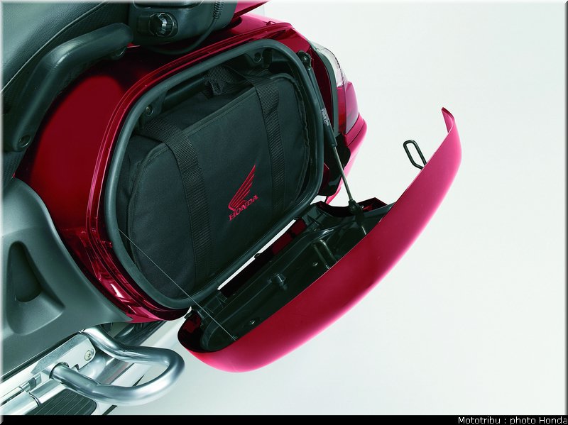 honda_goldwing_2008_039