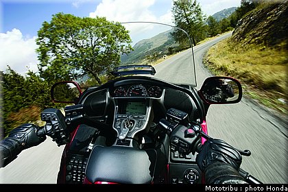 honda_goldwing_2008_004.jpg