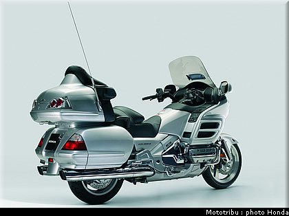 honda_goldwing_2008_016.jpg