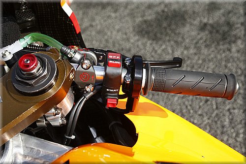 honda-rc212v-2008_08.JPG