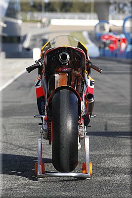 honda-rc212v-2008_13.jpg