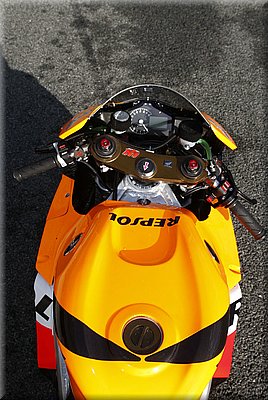 honda-rc212v-2008_22.JPG