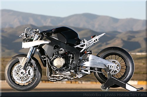 honda1000cbr-tenkate2008_02.jpg