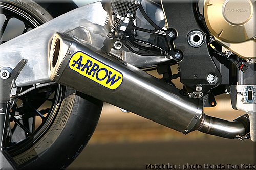 honda1000cbr-tenkate2008_08.jpg