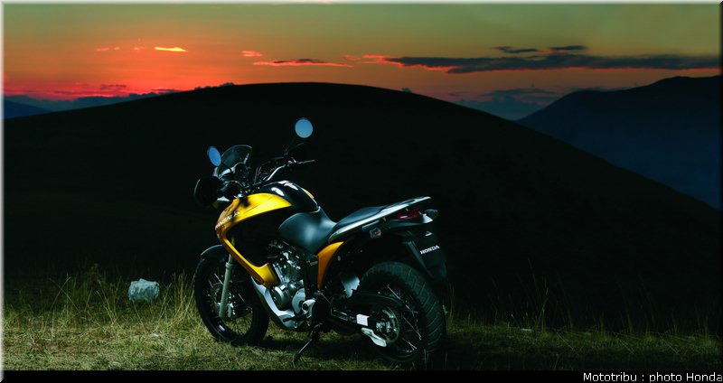 honda_transalp2008_0002