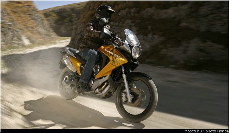 honda_transalp2008_0003