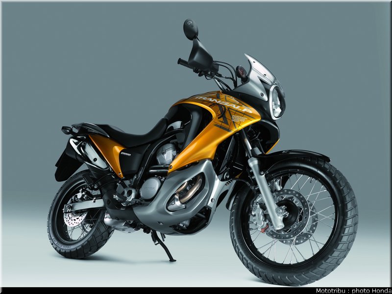 honda_transalp2008_0023