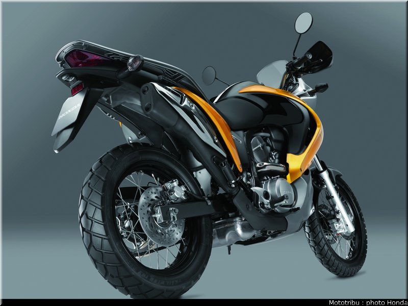 honda_transalp2008_0024