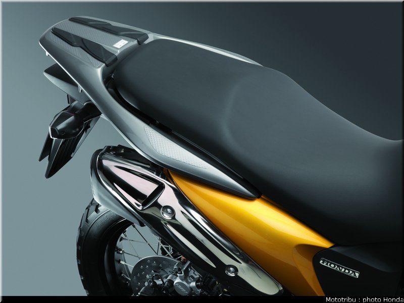honda_transalp2008_0073