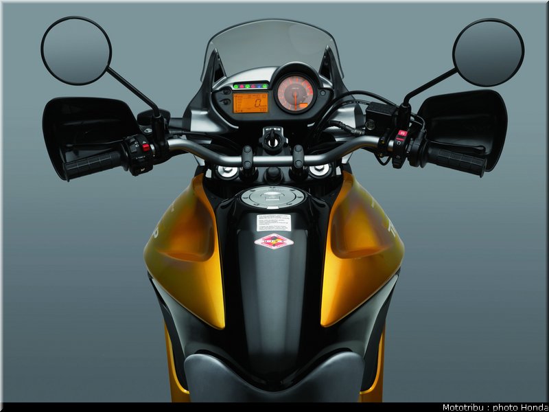 honda_transalp2008_0083