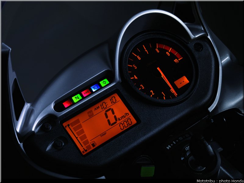 honda_transalp2008_0087