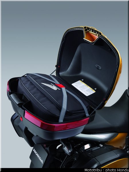 honda_transalp2008_0120