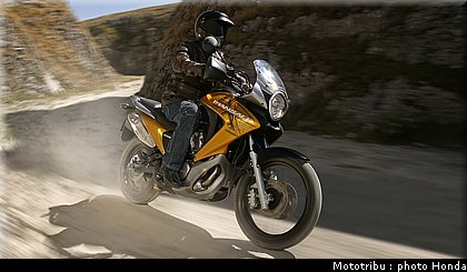 honda_transalp2008_0003.jpg