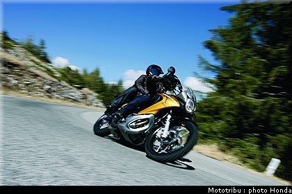 honda_transalp2008_0016.jpg