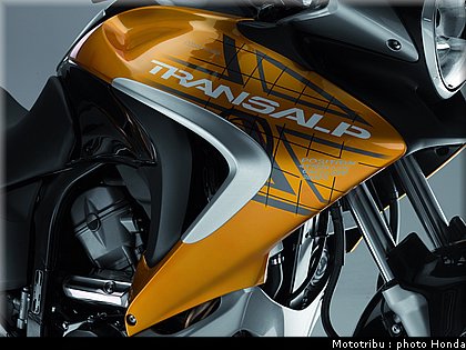 honda_transalp2008_0068.jpg