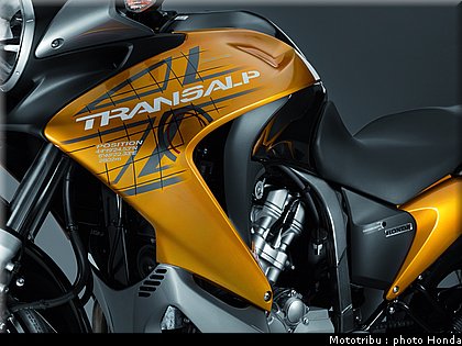 honda_transalp2008_0069.jpg