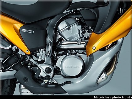 honda_transalp2008_0071.jpg