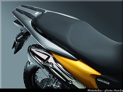 honda_transalp2008_0073.jpg