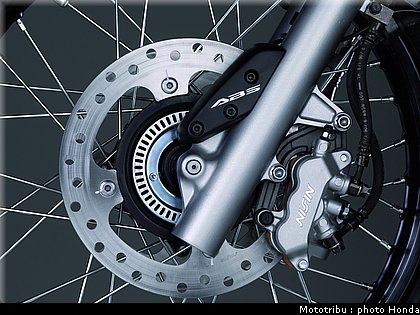 honda_transalp2008_0079.jpg