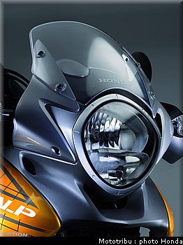 honda_transalp2008_0095.jpg