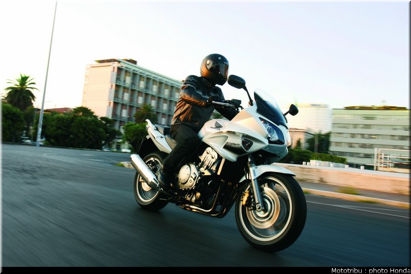 honda_cbf_1000_2009_005
