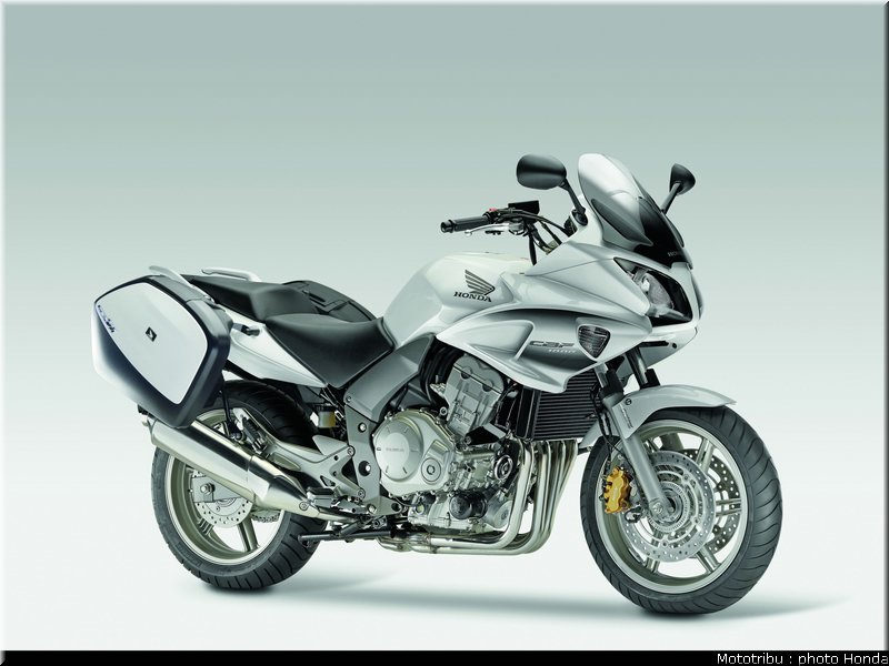 honda_cbf_1000_2009_036
