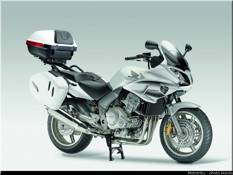 honda_cbf_1000_2009_056